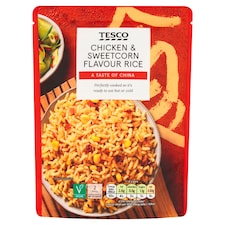 Tesco Varená dlhozrnná ryža s kukuricou, červenou paprikou, mrkvou, s kuracou príchuťou 250 g