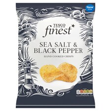 Tesco Finest Smažené zemiakové lupienky s čiernym korením a morskou soľou 150 g