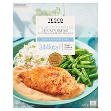 Tesco Pečená kuracia fileta v hubovej omáčke s varenou ryžou a dusenou zelenou fazuľkou 370 g
